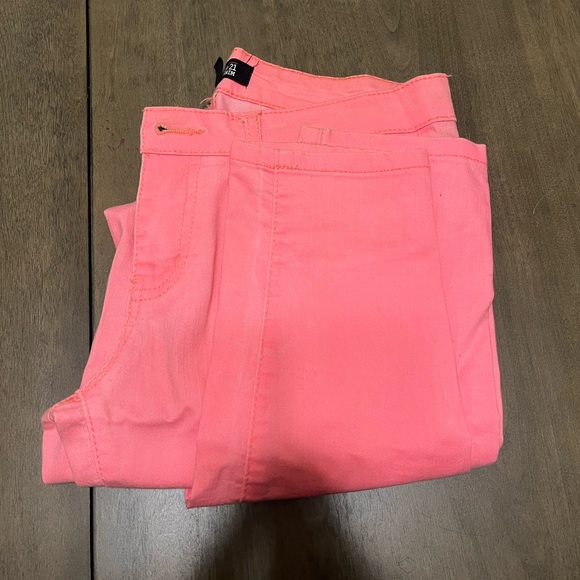FOREVER 21 Neon Pink Skinny Jeans (size 29) - Picture 4 of 5